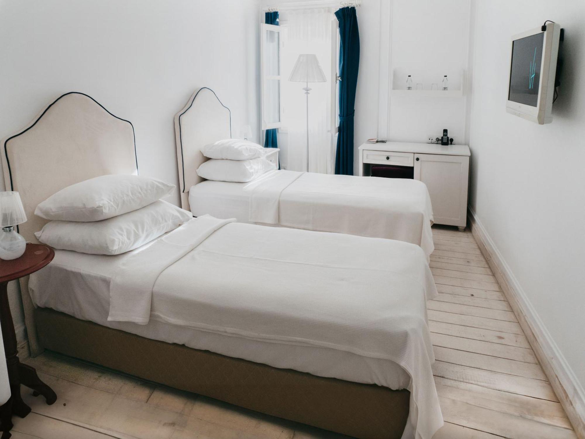 Vintage Hotel
