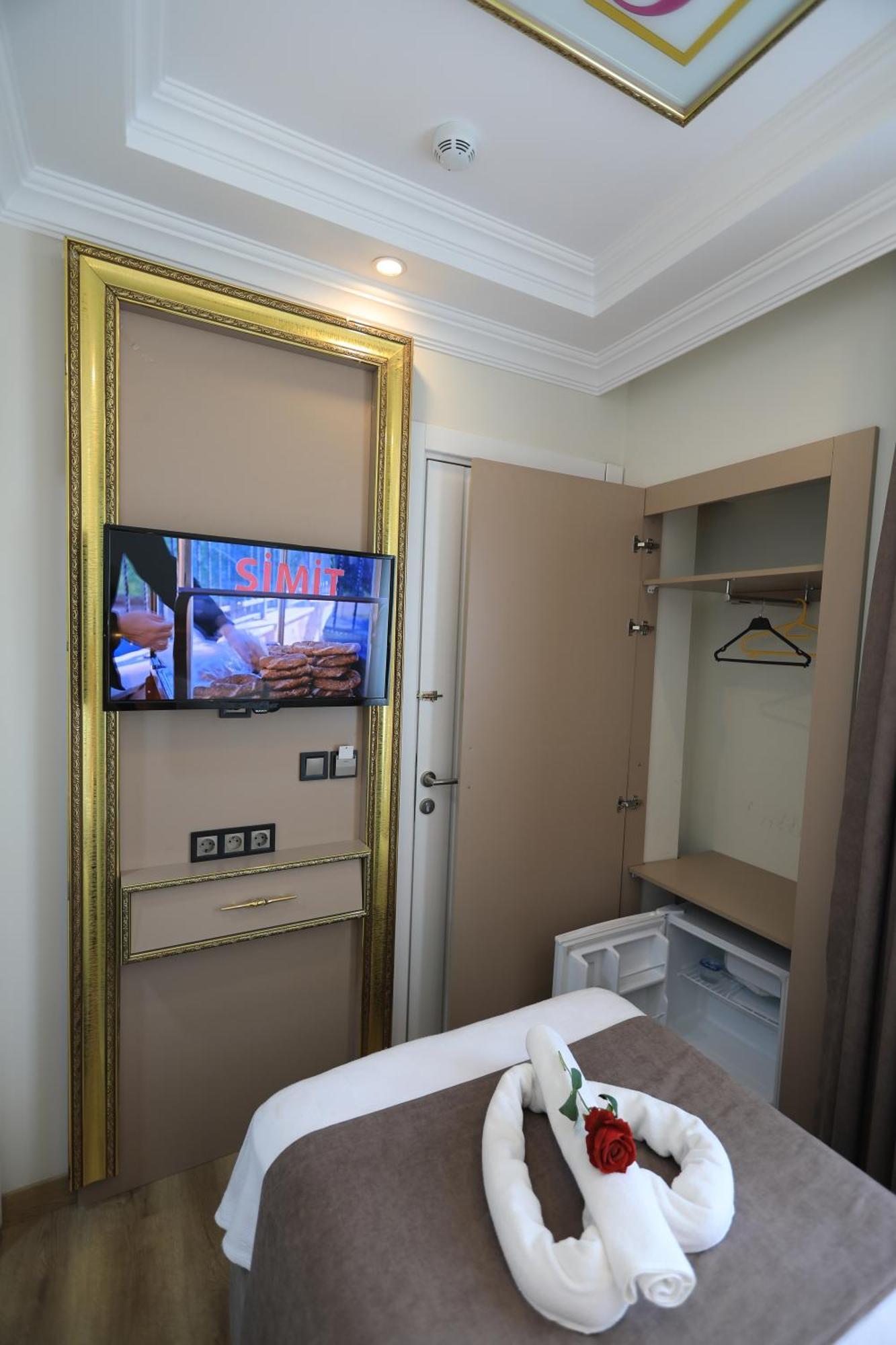 Hotel Blue Zerzevan