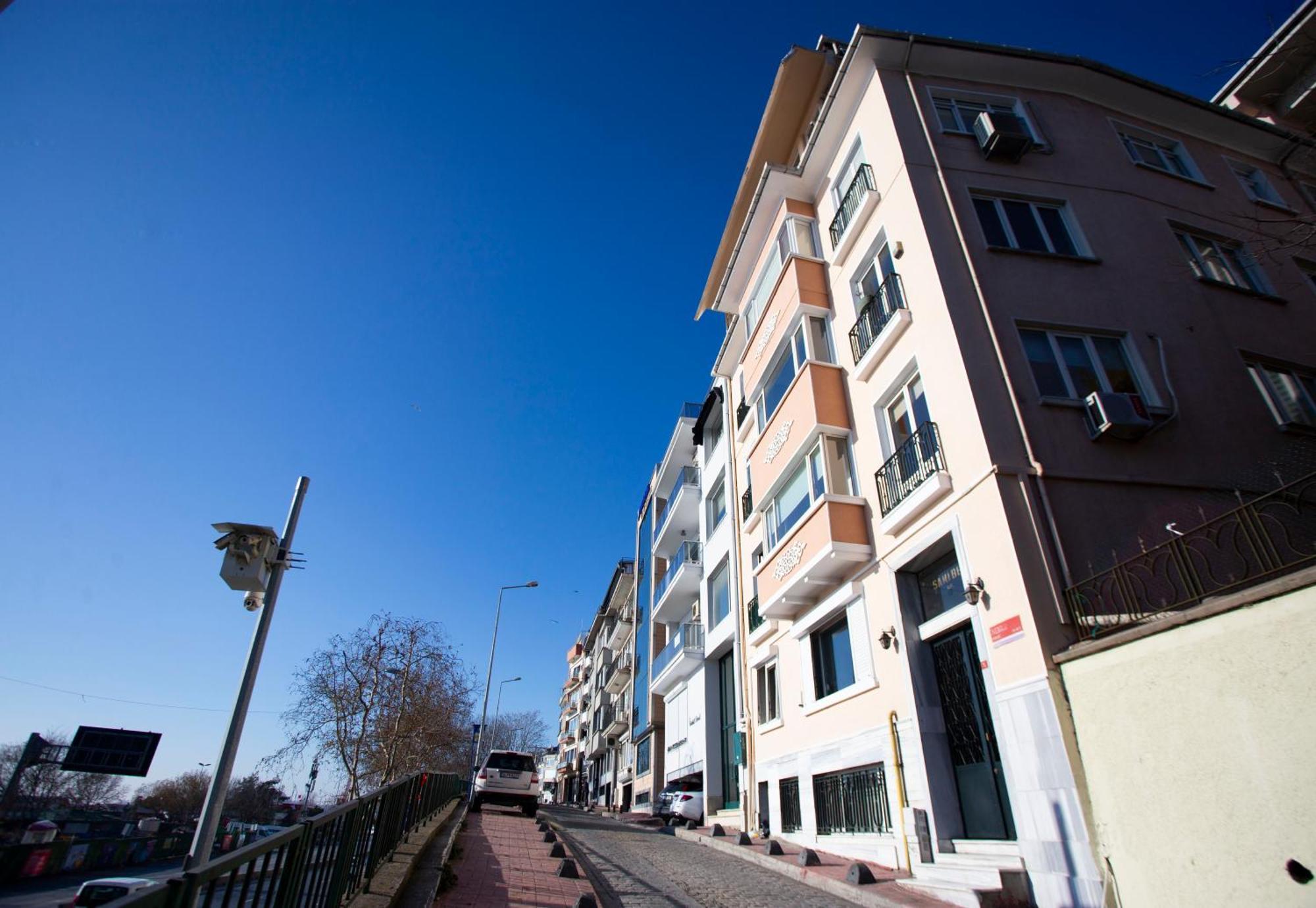 Trendy Waterfront With A Striking View Istanbul