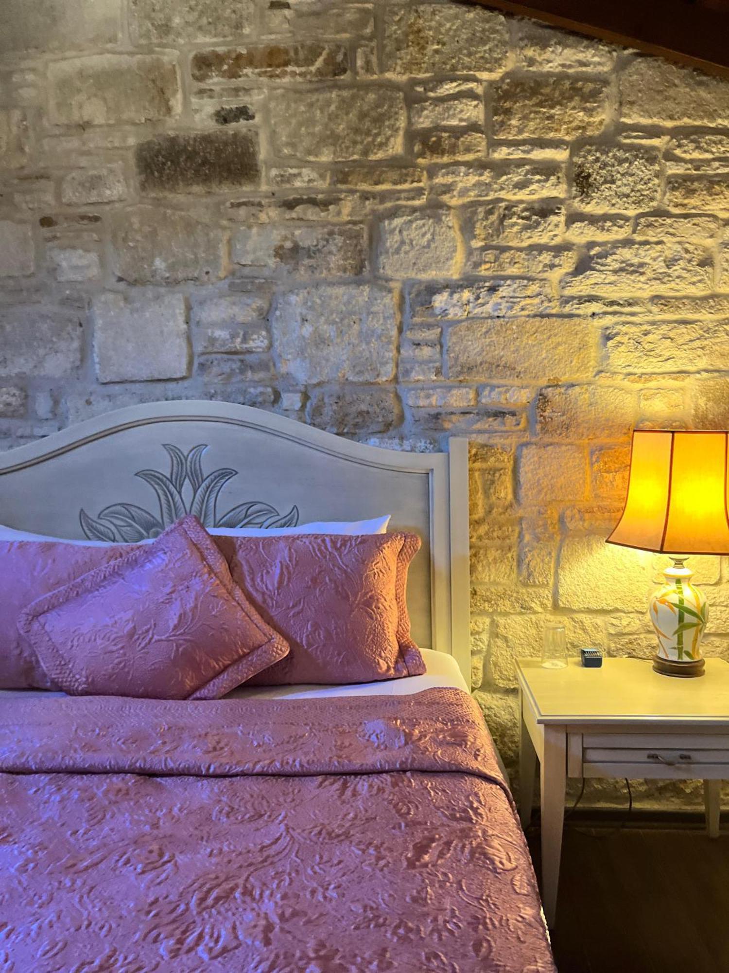 Hotel Griffon Yenifoca