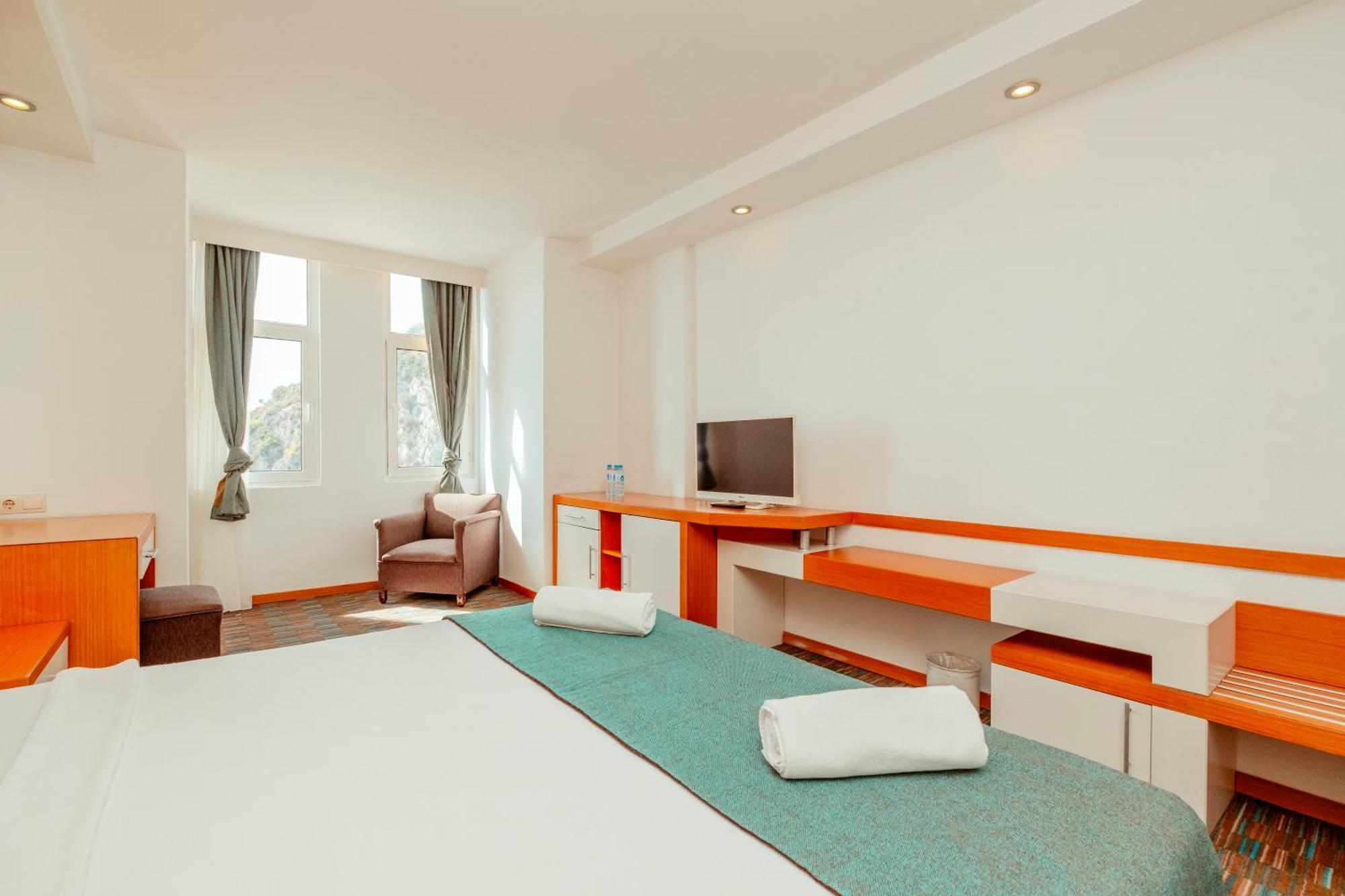 Ladonia Adakule Hotel 5*