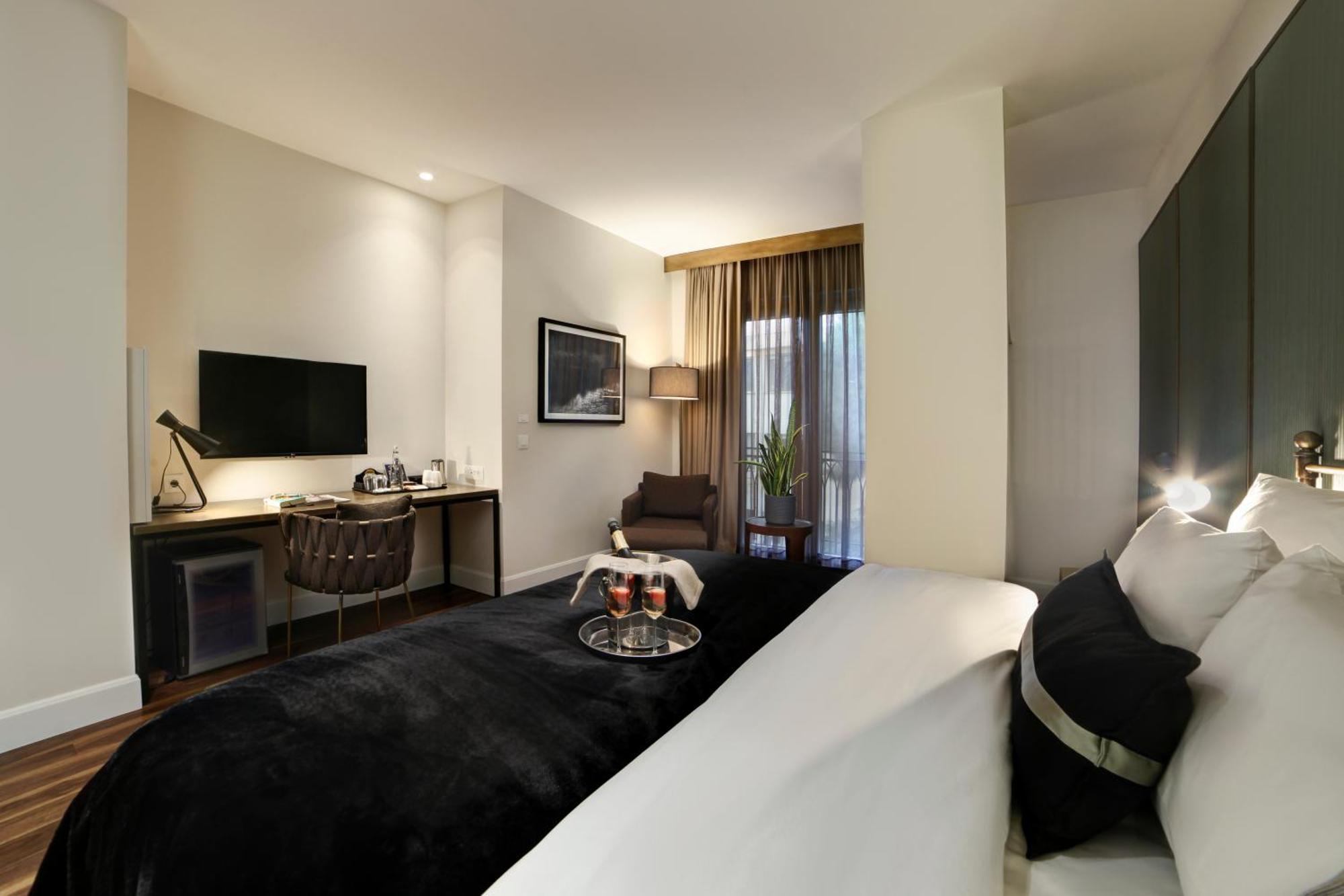 Hotel 39 Kalamis Marina & Restaurant Istanbul