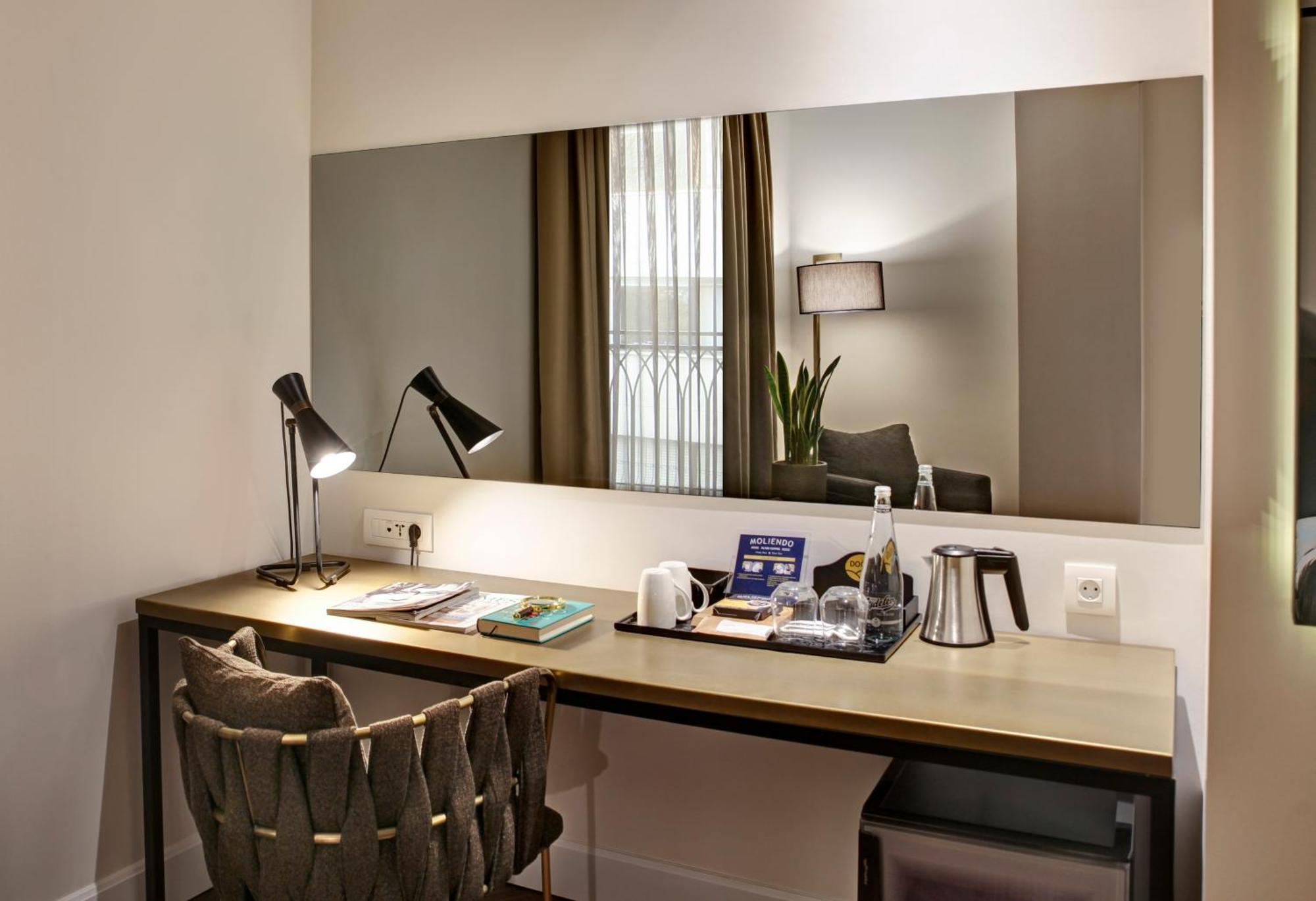 39 Kalamis Marina & Restaurant 3*