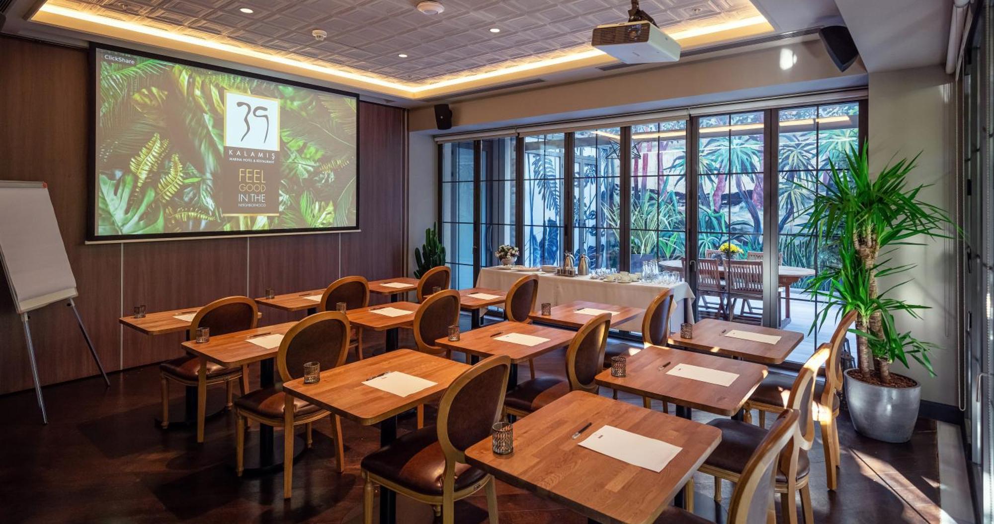 Hotel 39 Kalamis Marina & Restaurant Istanbul