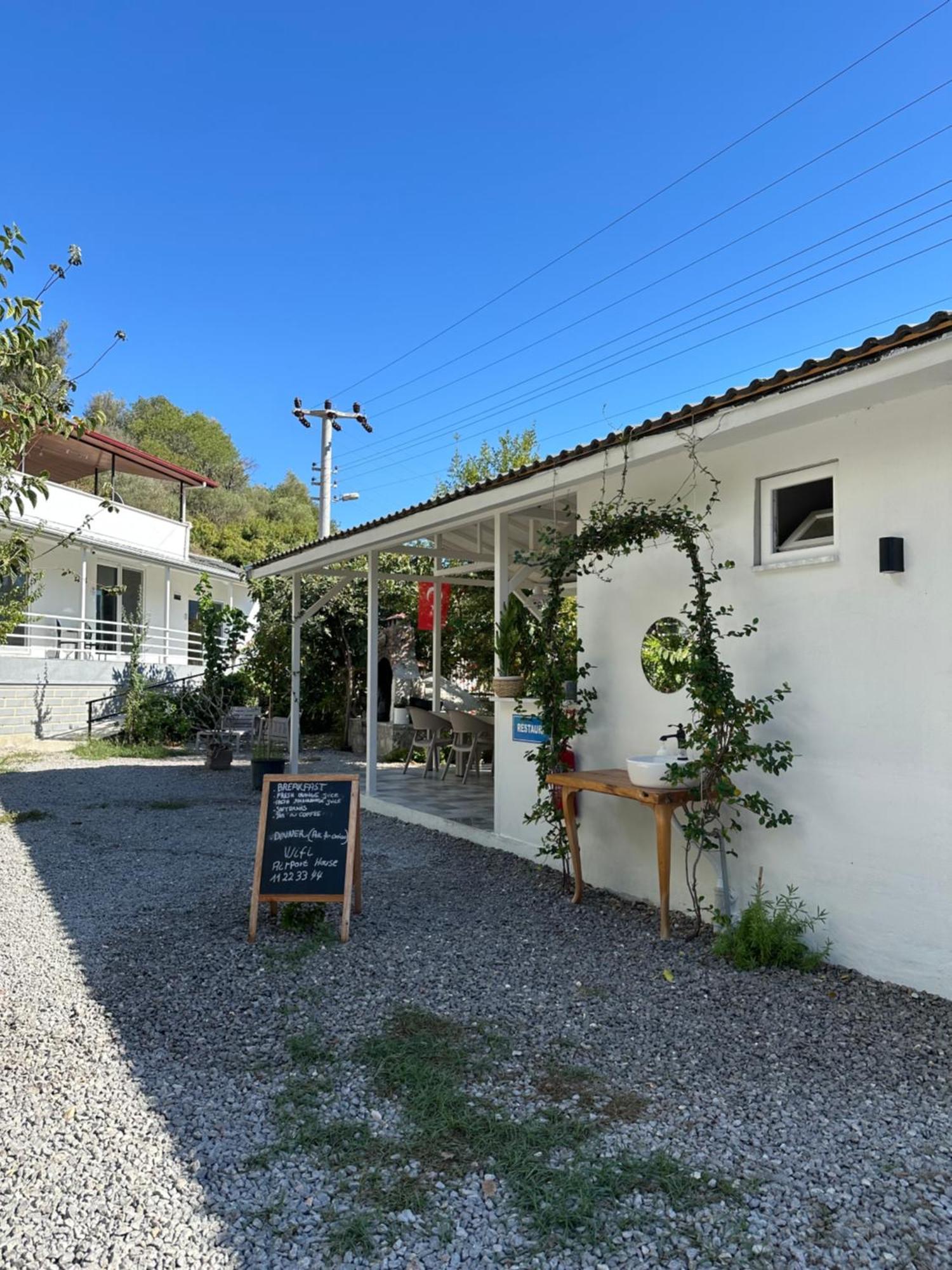 Blue Eye Homestay Dalaman