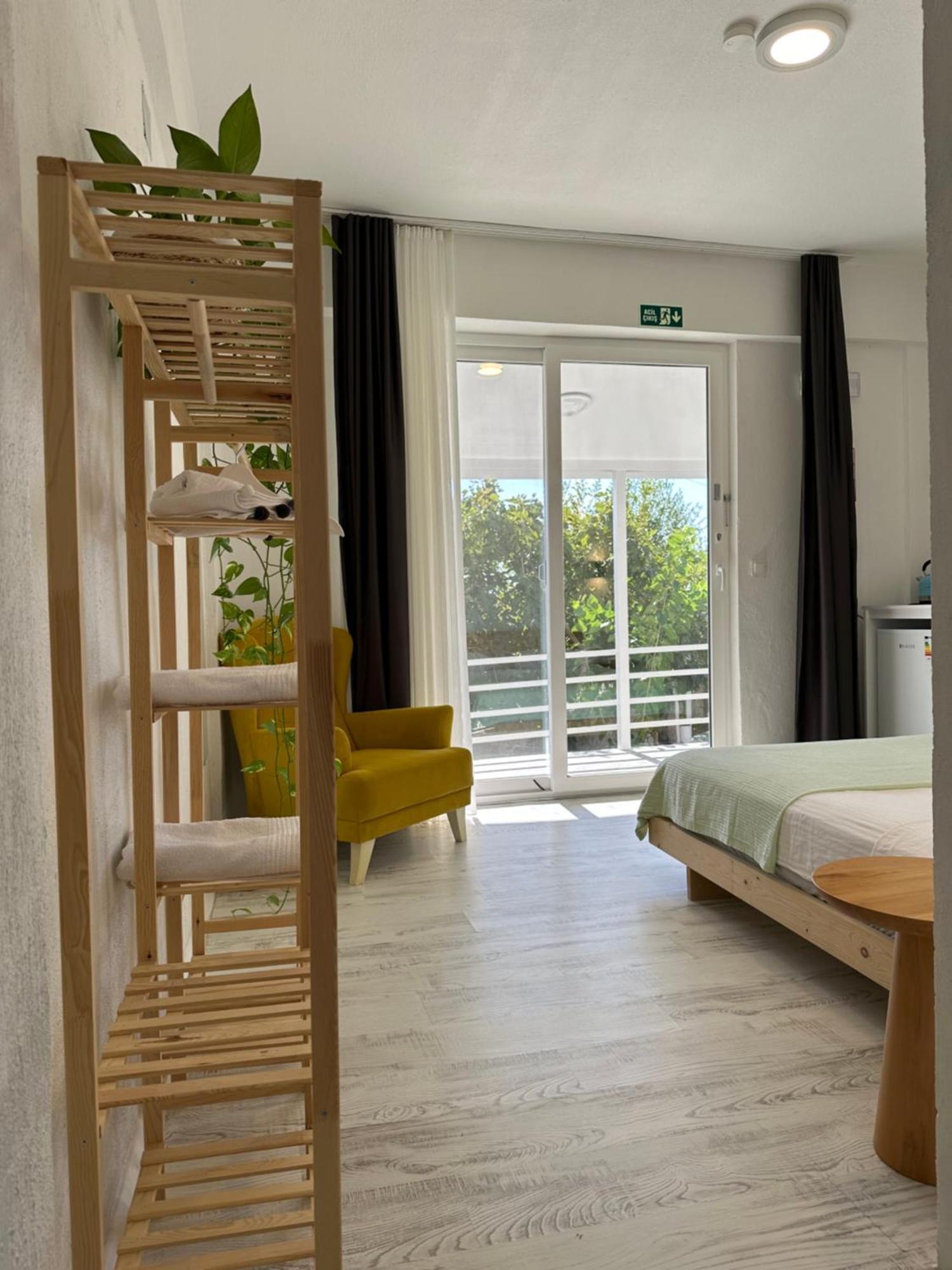 Blue Eye Homestay
