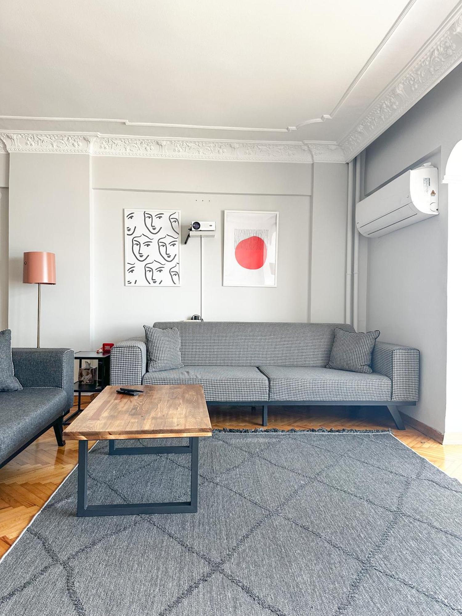 Aparthotel The Next