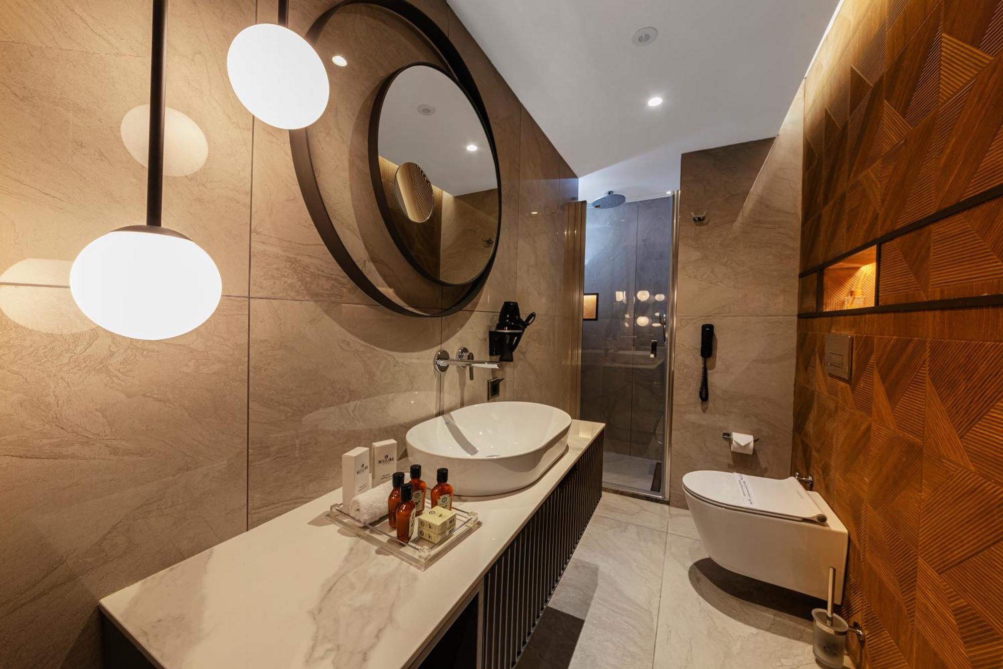Levni Handwritten Collection By Accor
