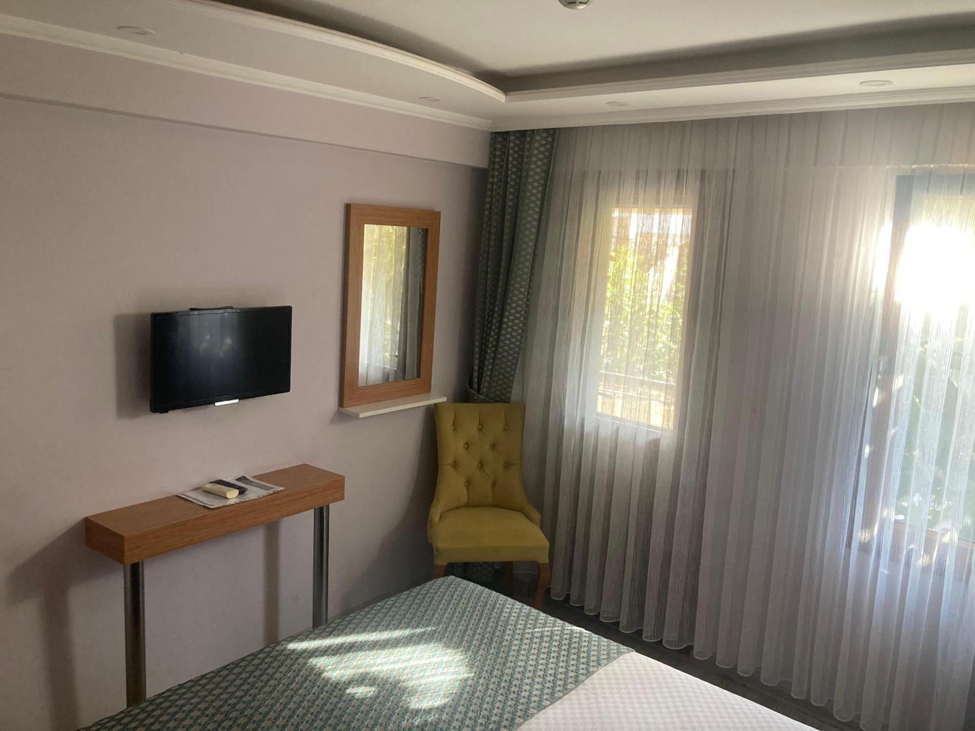 Hotel Safran 3*