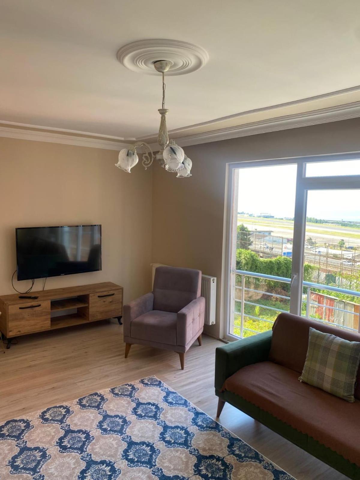 Mila Aparthotel