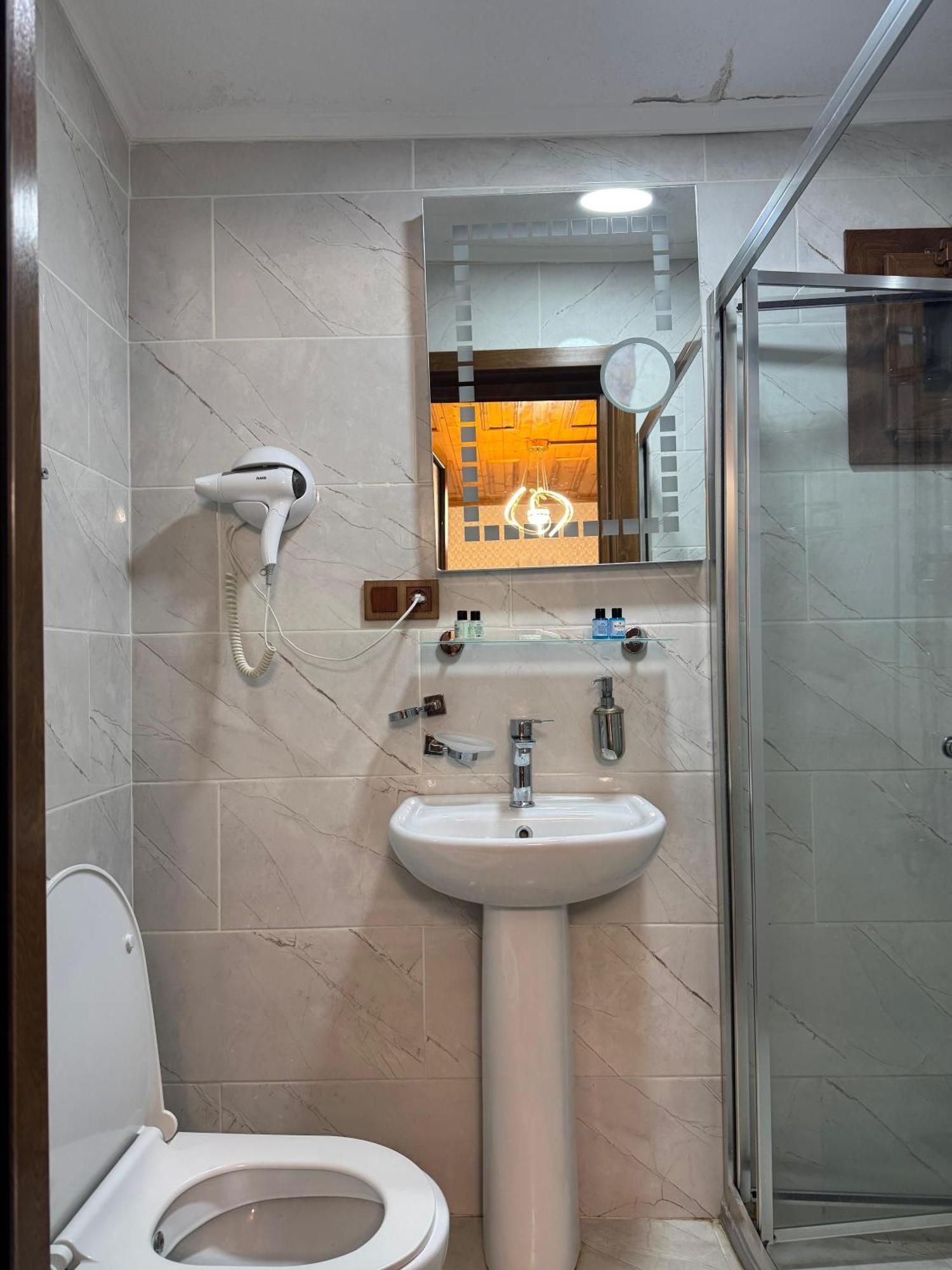 Hotel Guer Royal Aparts Istanbul