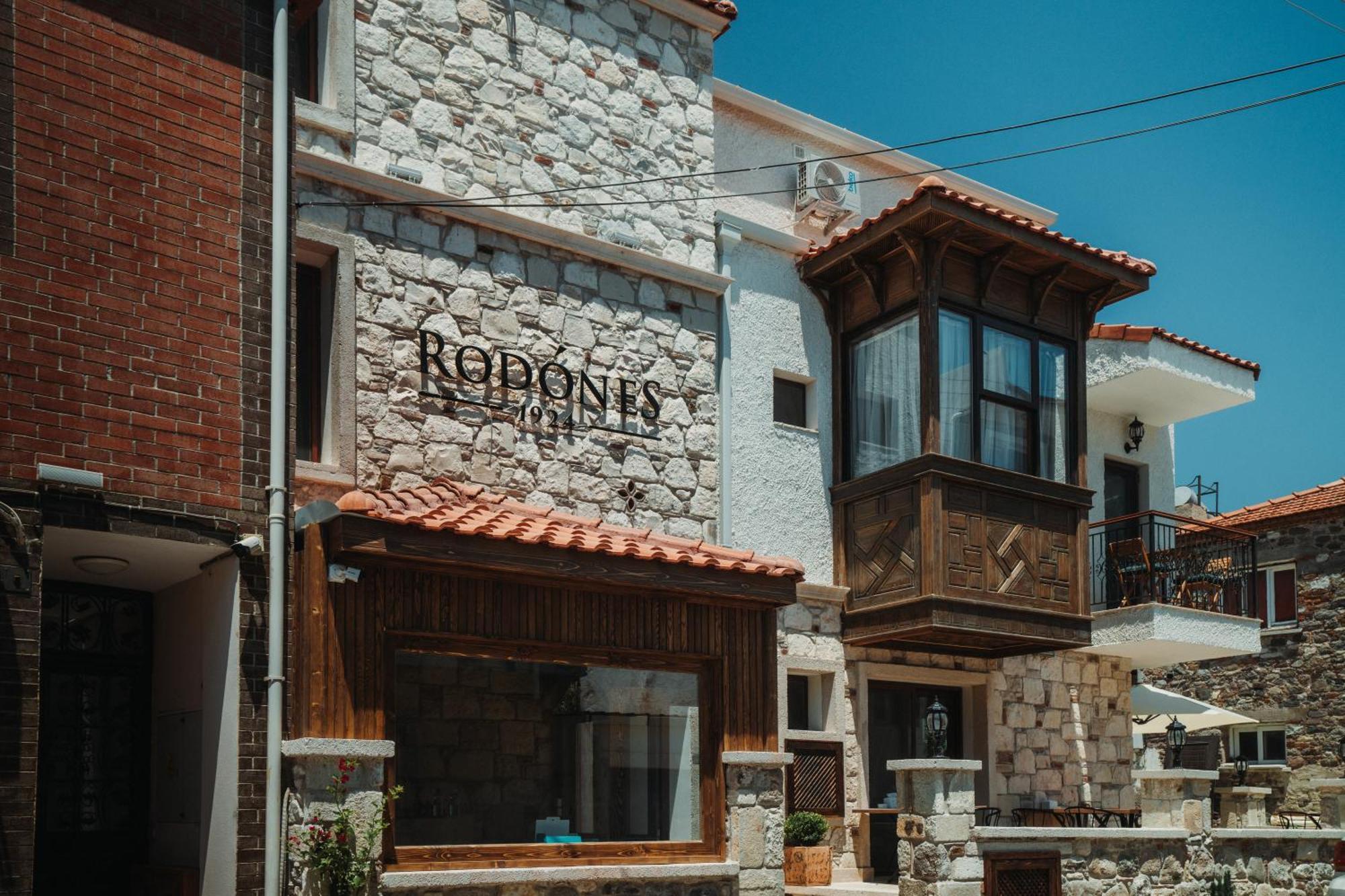 Rodones 1924 Hotel