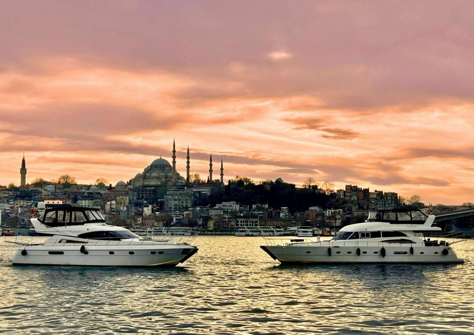 Luxury Yachts Botel Istanbul