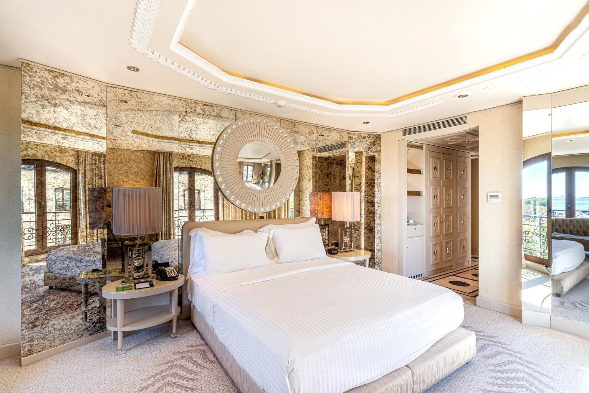 Wyndham Grand Kalamis Marina Hotel Istanbul