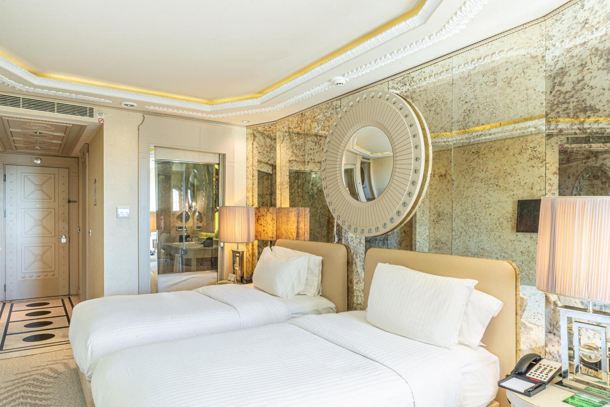 Wyndham Grand Kalamis Marina Hotel Istanbul