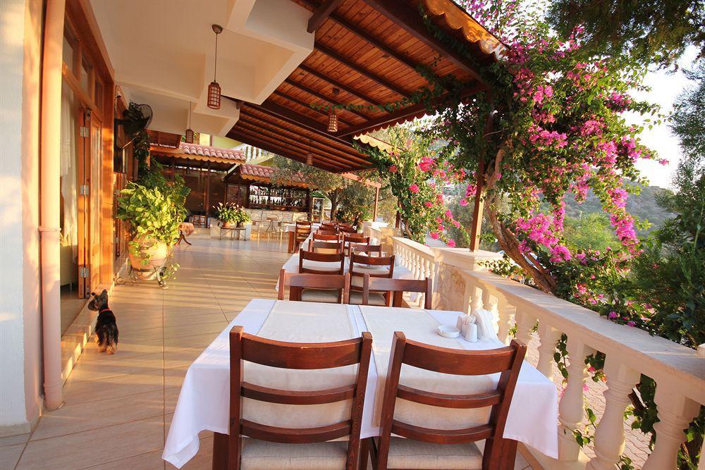 Aparthotel Kuluhana & Kalkan 3*