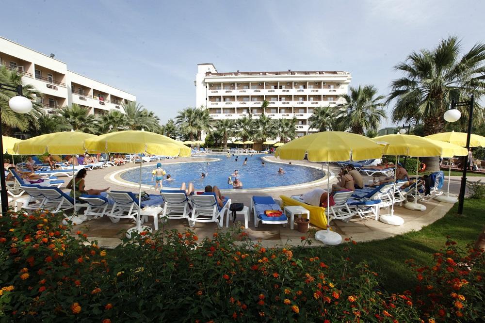 Resort Aska Bayview Okurcalar