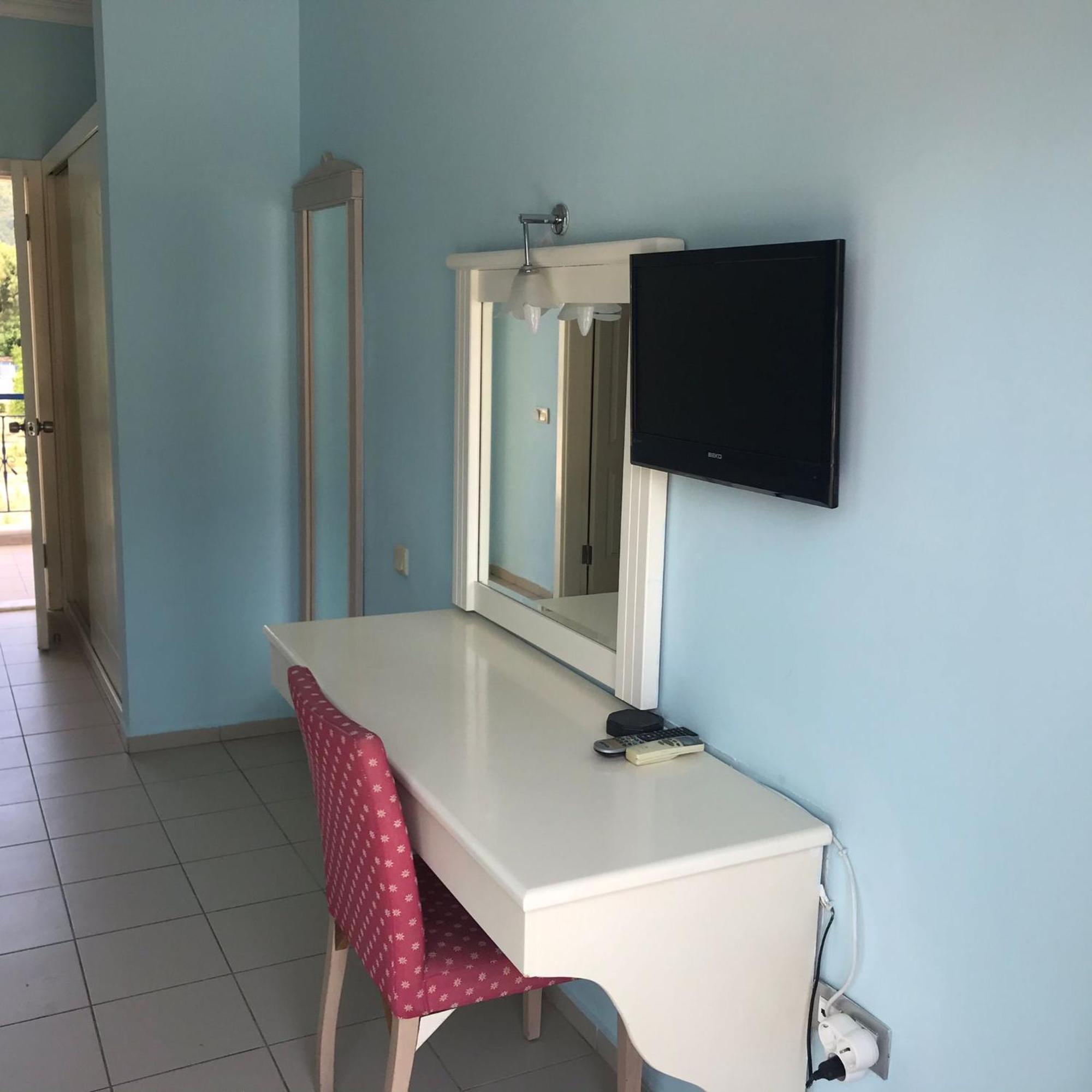 Ares Blue Hotel 4*