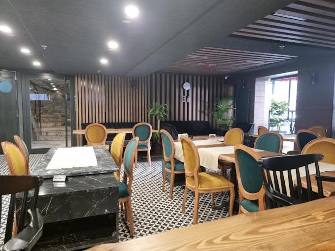 Nira Boutique Hotel
