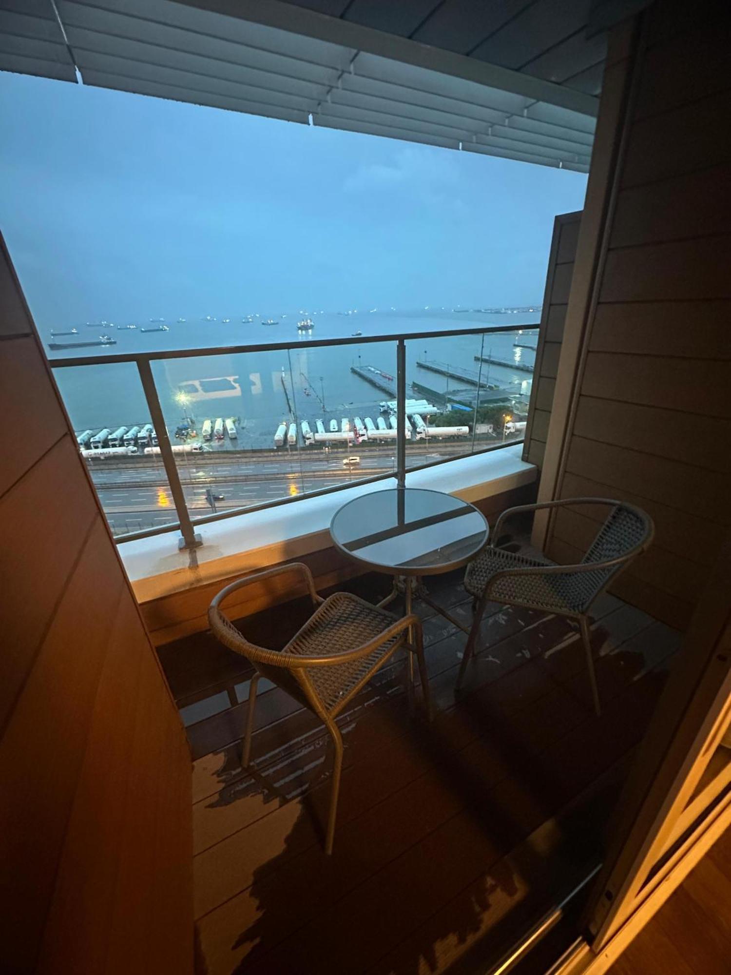 Apartment Stylish With Great View