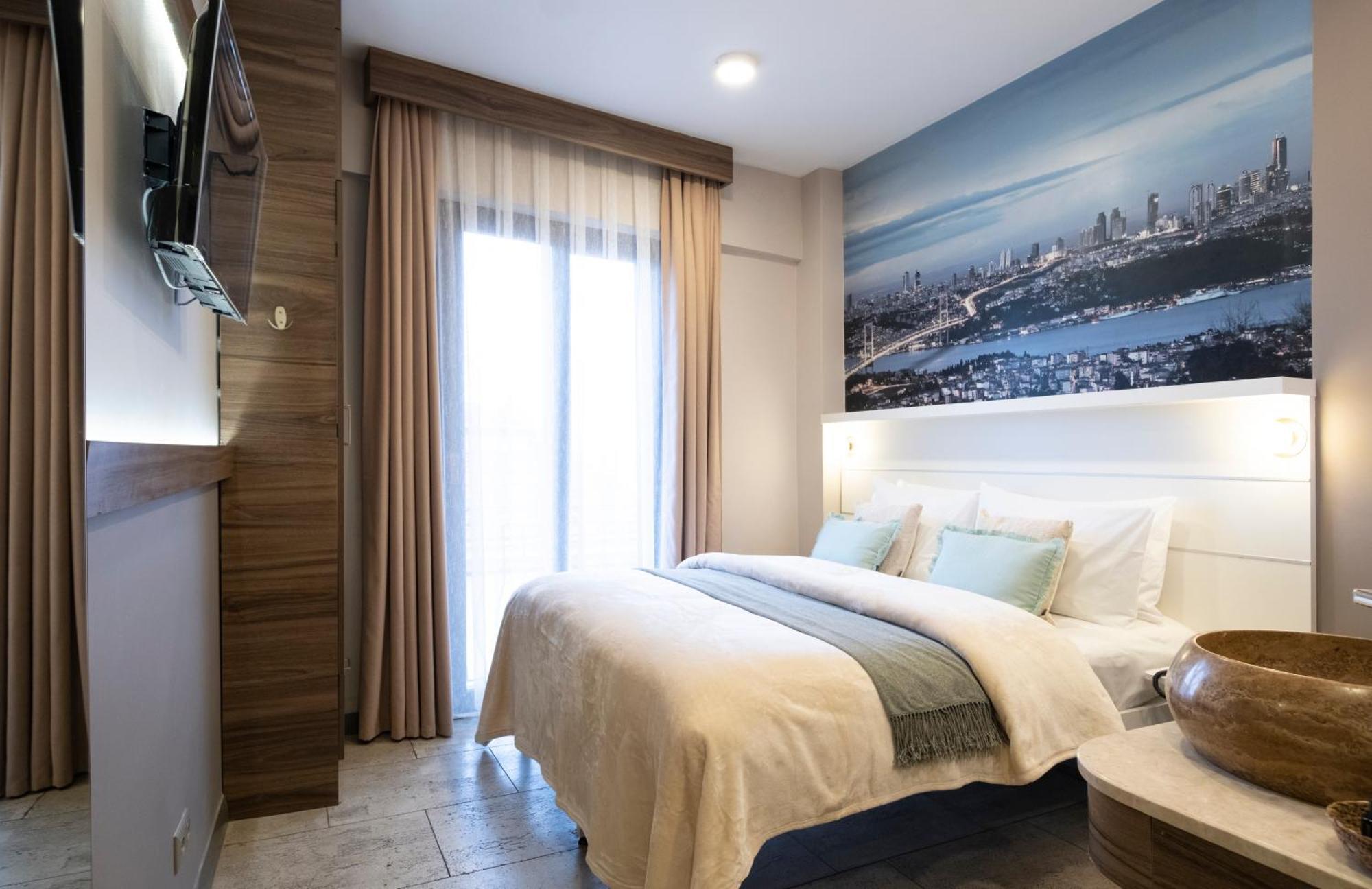 The Pera Hotel 3*