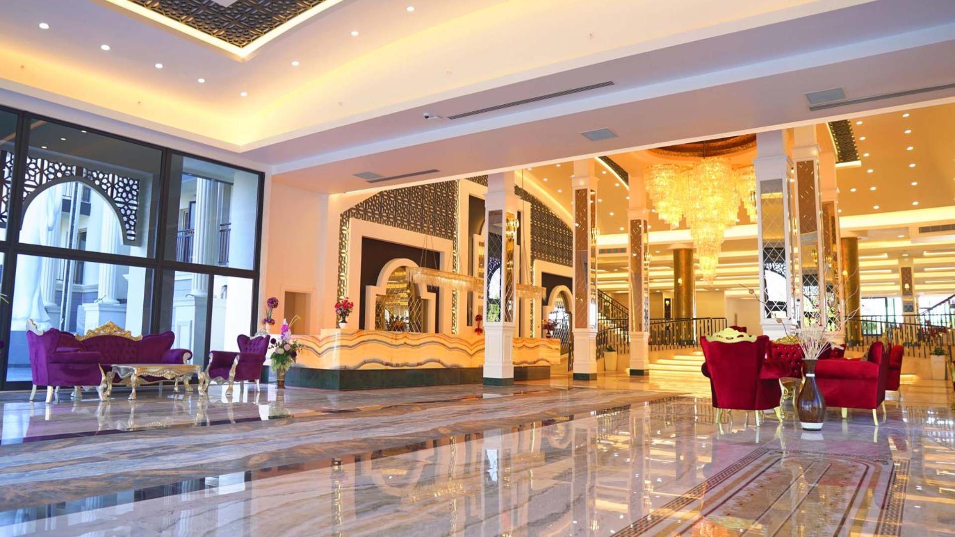 Hotel Dream World Palace 5*