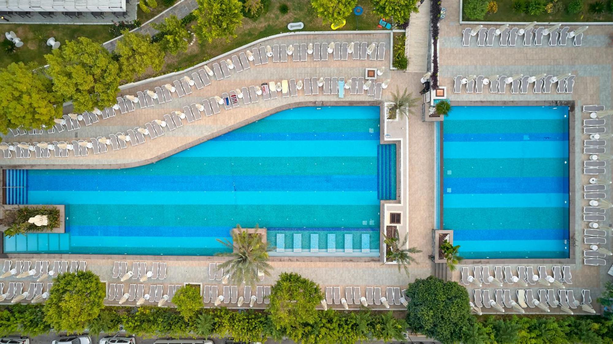 Seaden Valentine & (adults Only) 5* Side