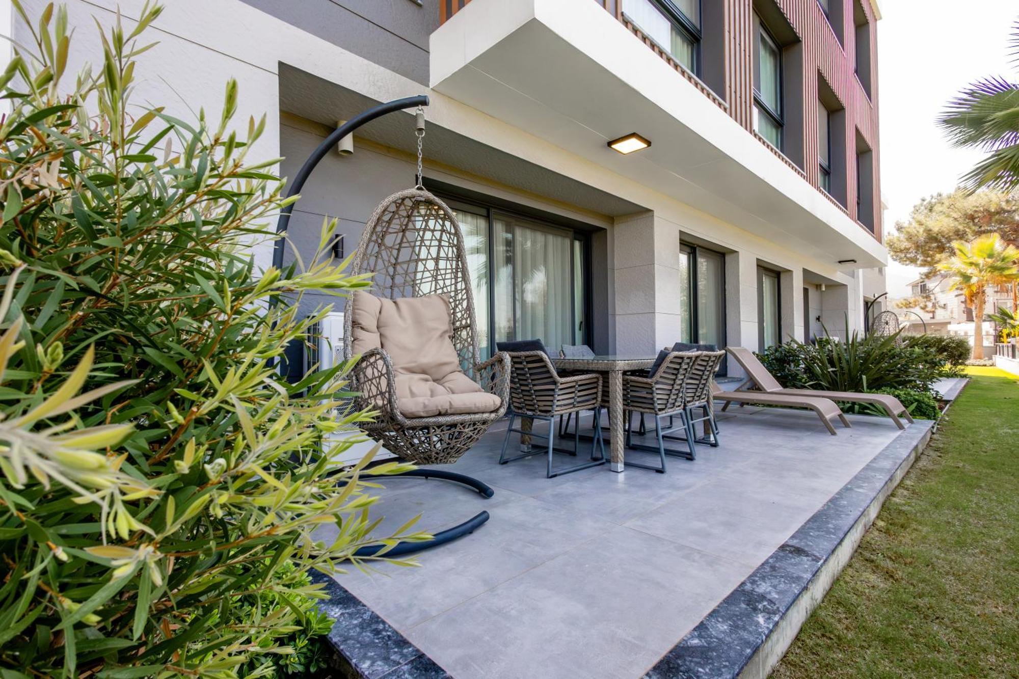 Artan Aparthotel *