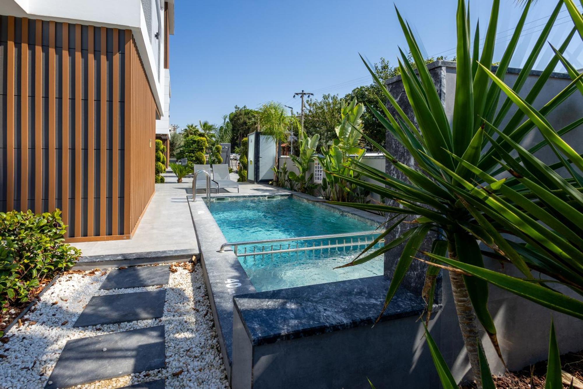 Aparthotel Artan