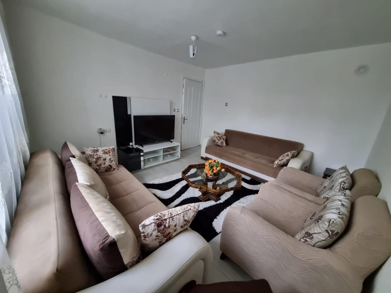 Apartment Happy House 2