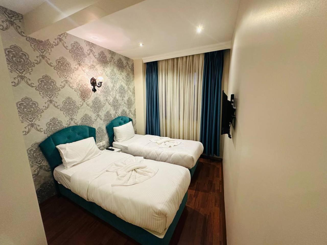 By Historial Due Hotel 3*