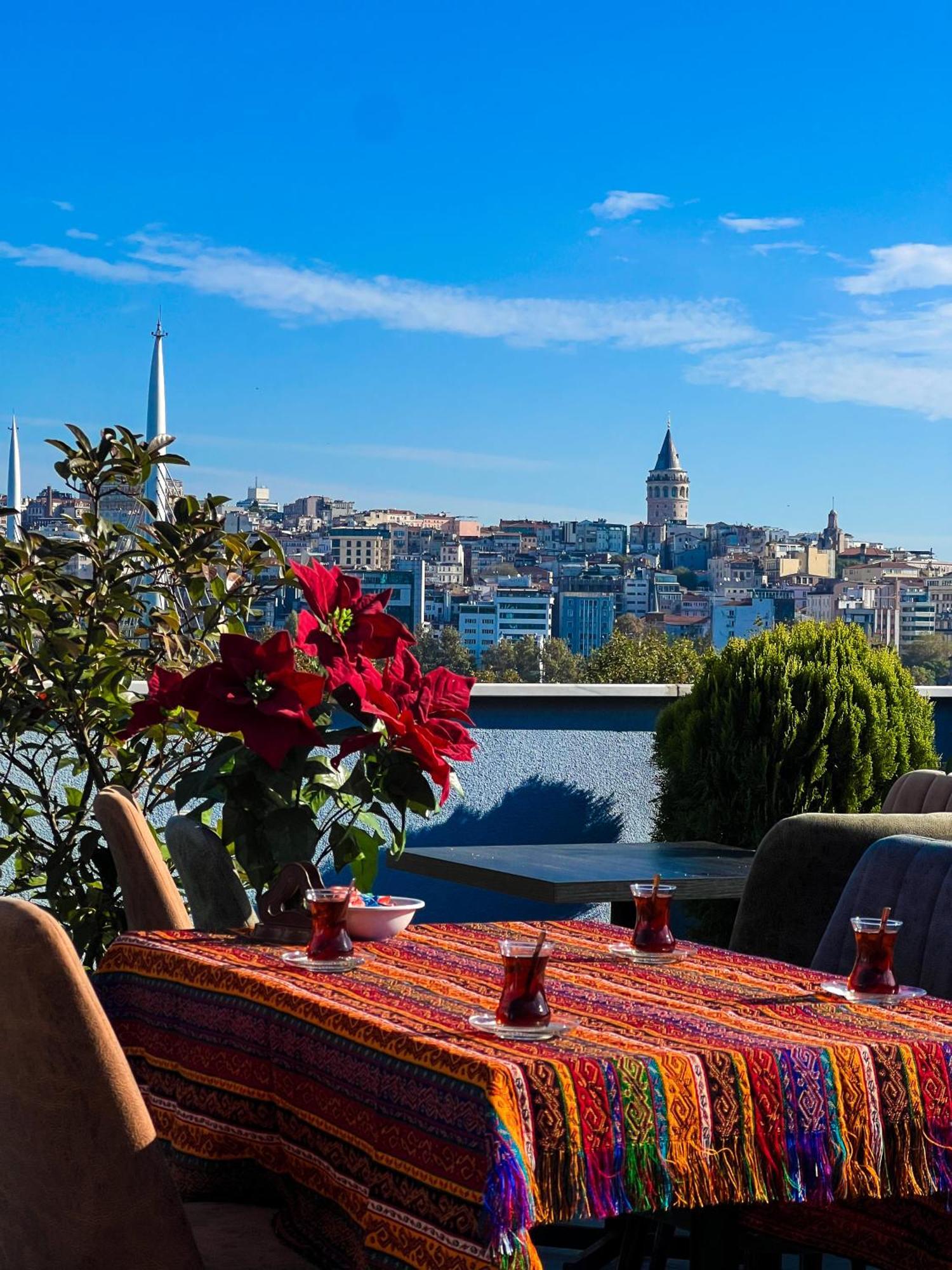 By Historia Istanbul