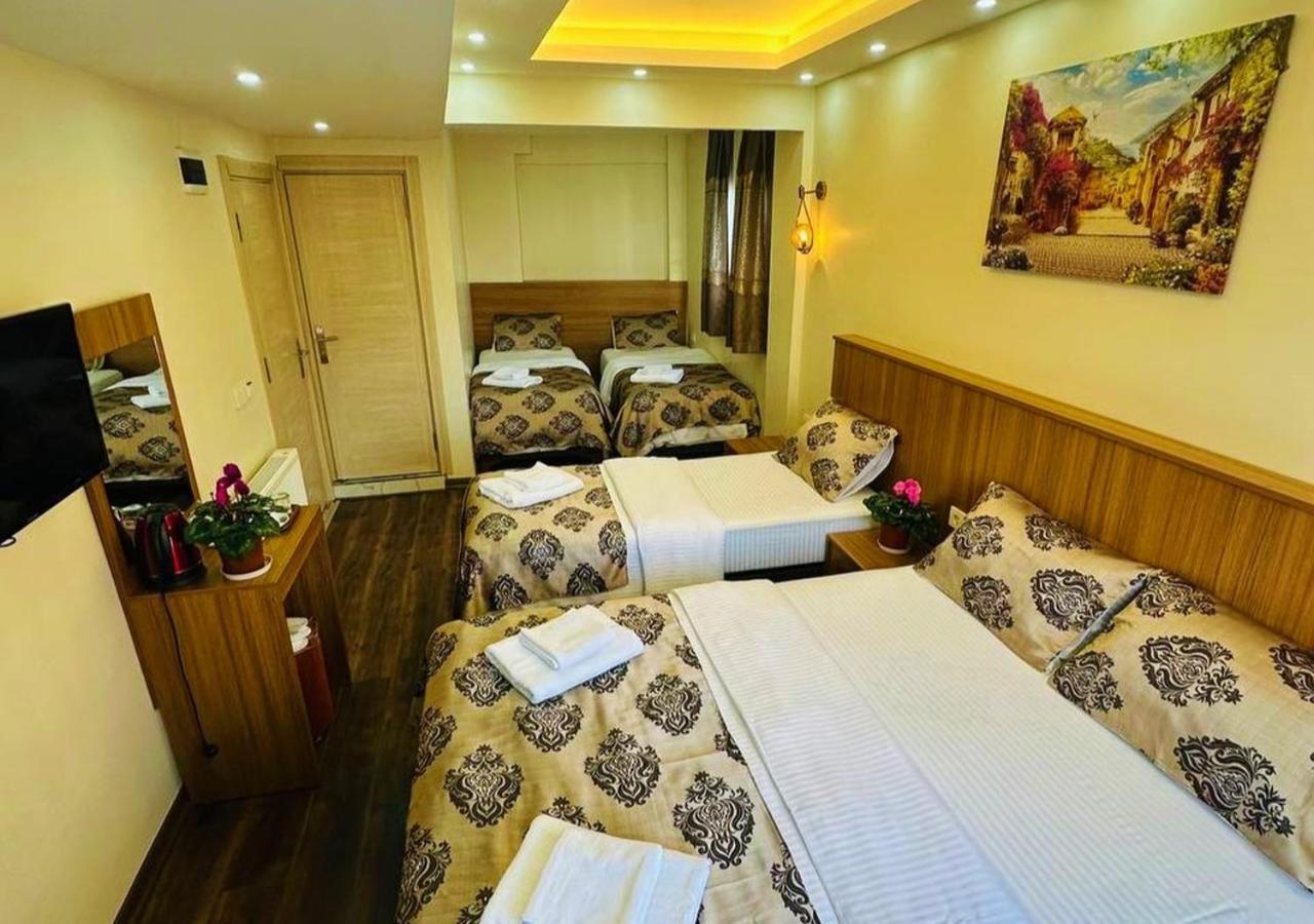 By Historia Hotel