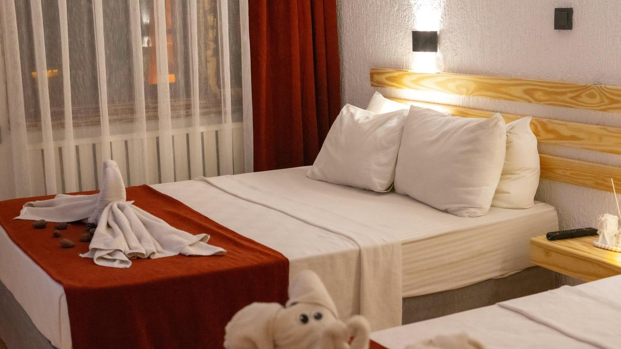 Club Aquarium & Hotel 3*