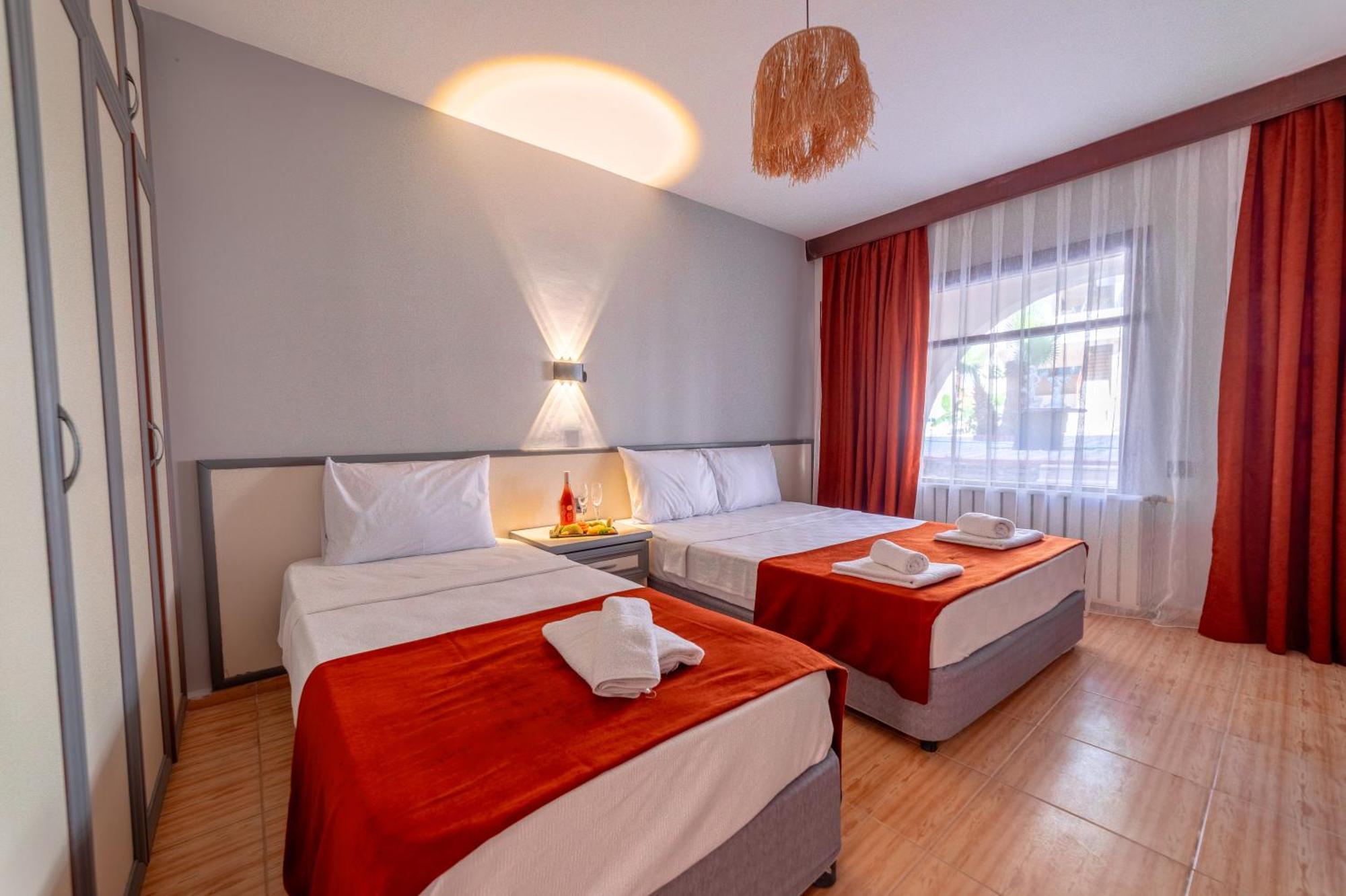 Hotel Club Aquarium & 3*