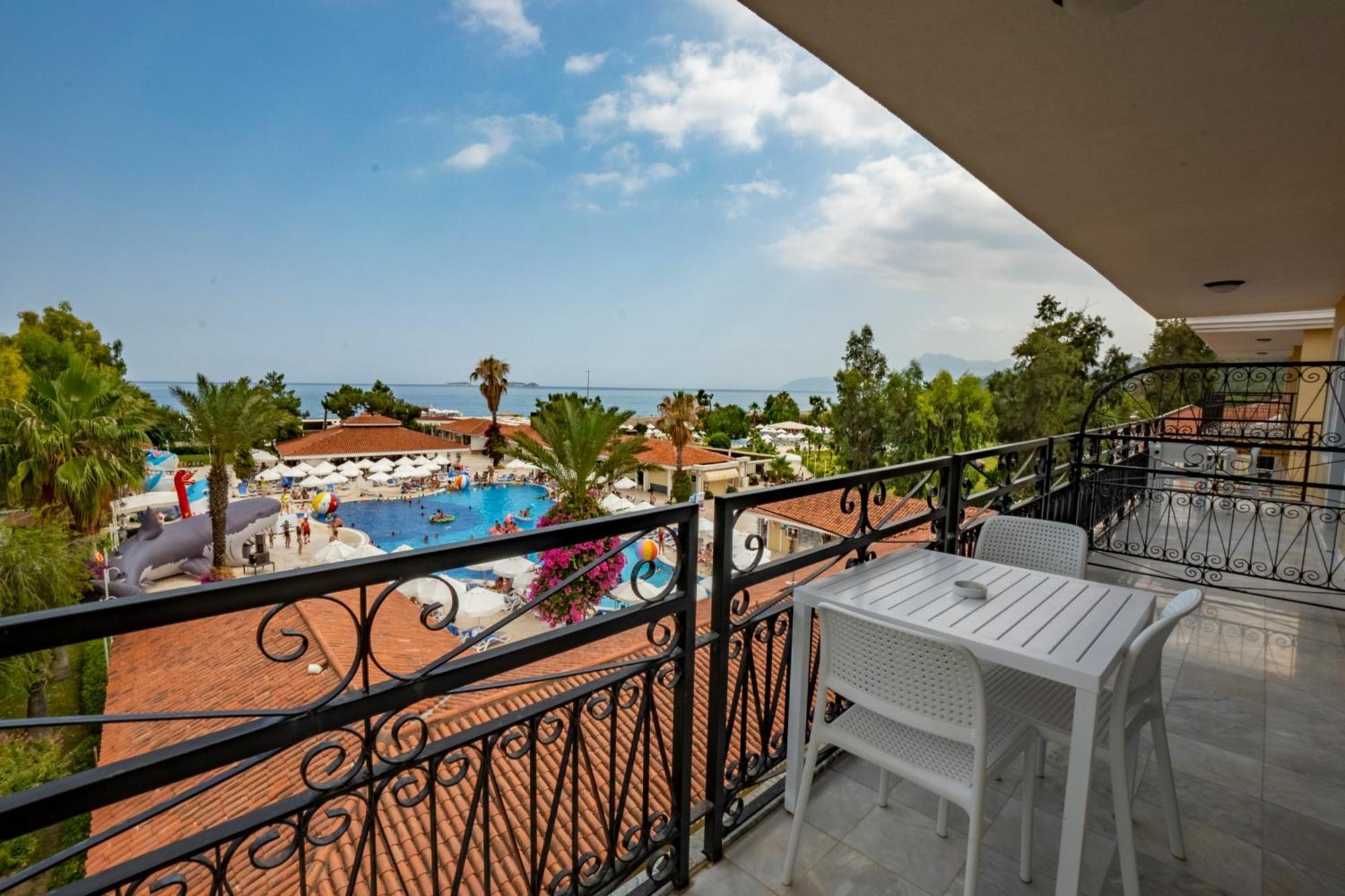 Club Phaselis Rose 5*