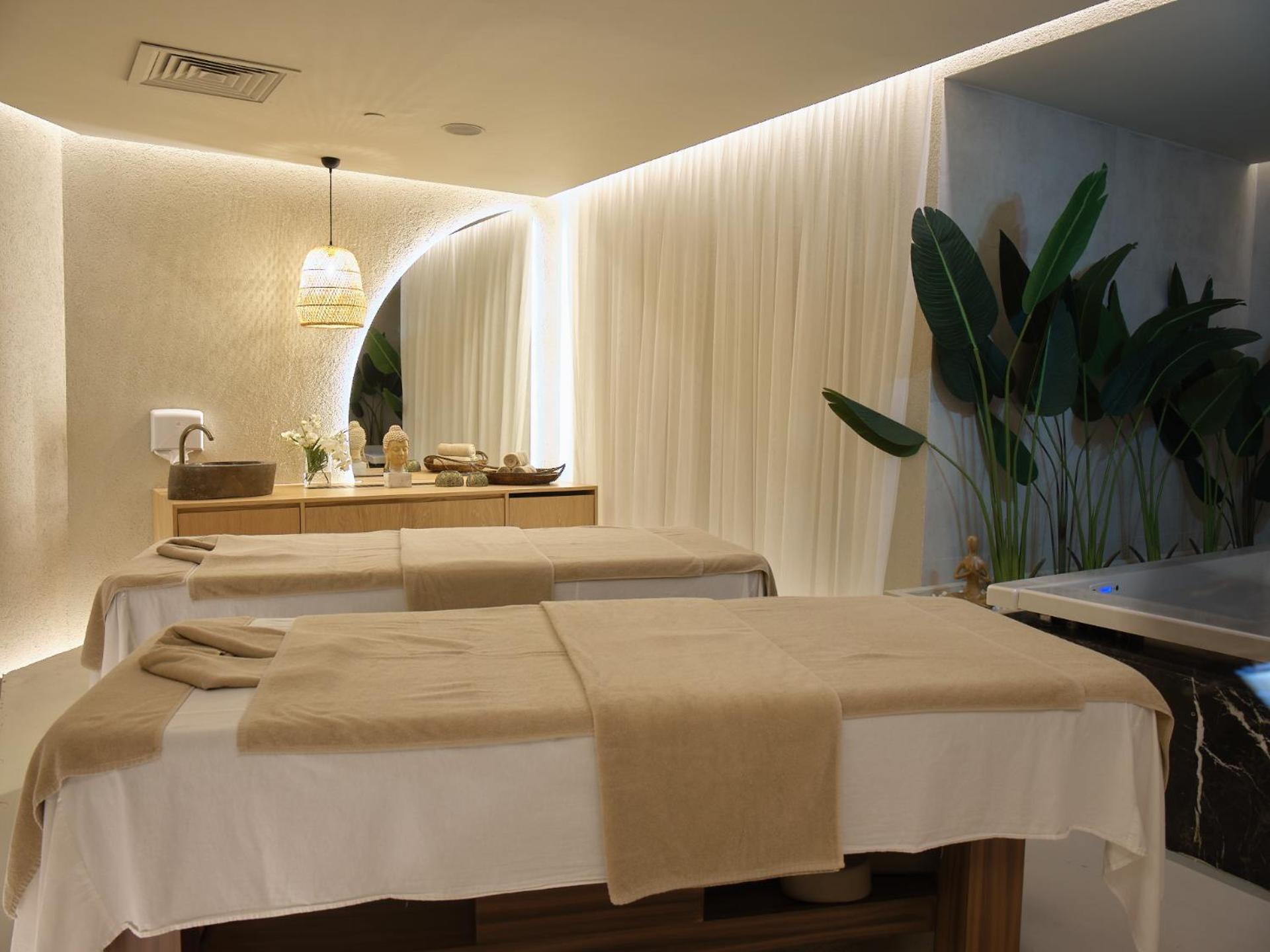 Cape Bodrum Luxury & Gundogan (Bodrum)