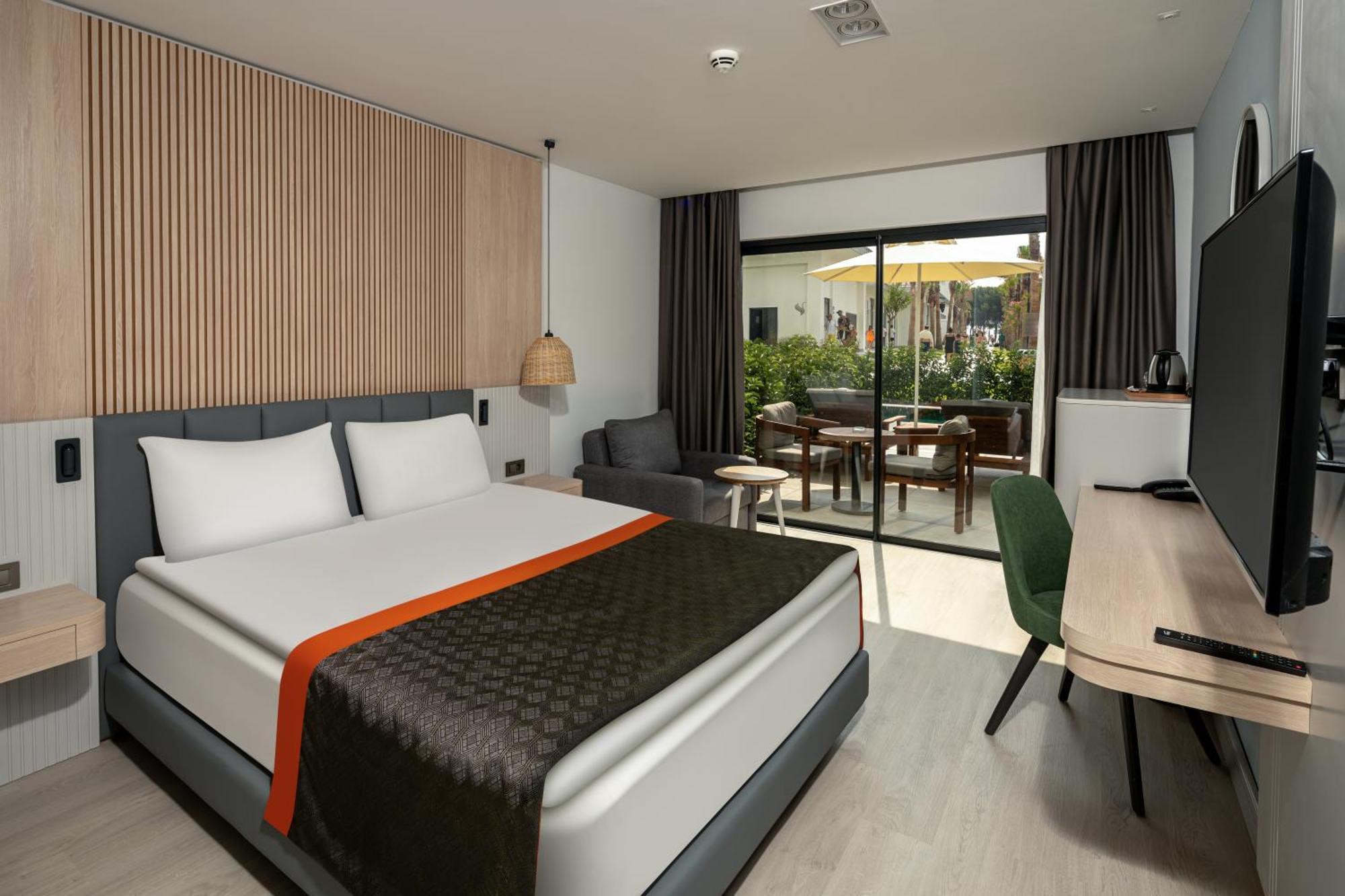 Hotel Swandor & - 5*