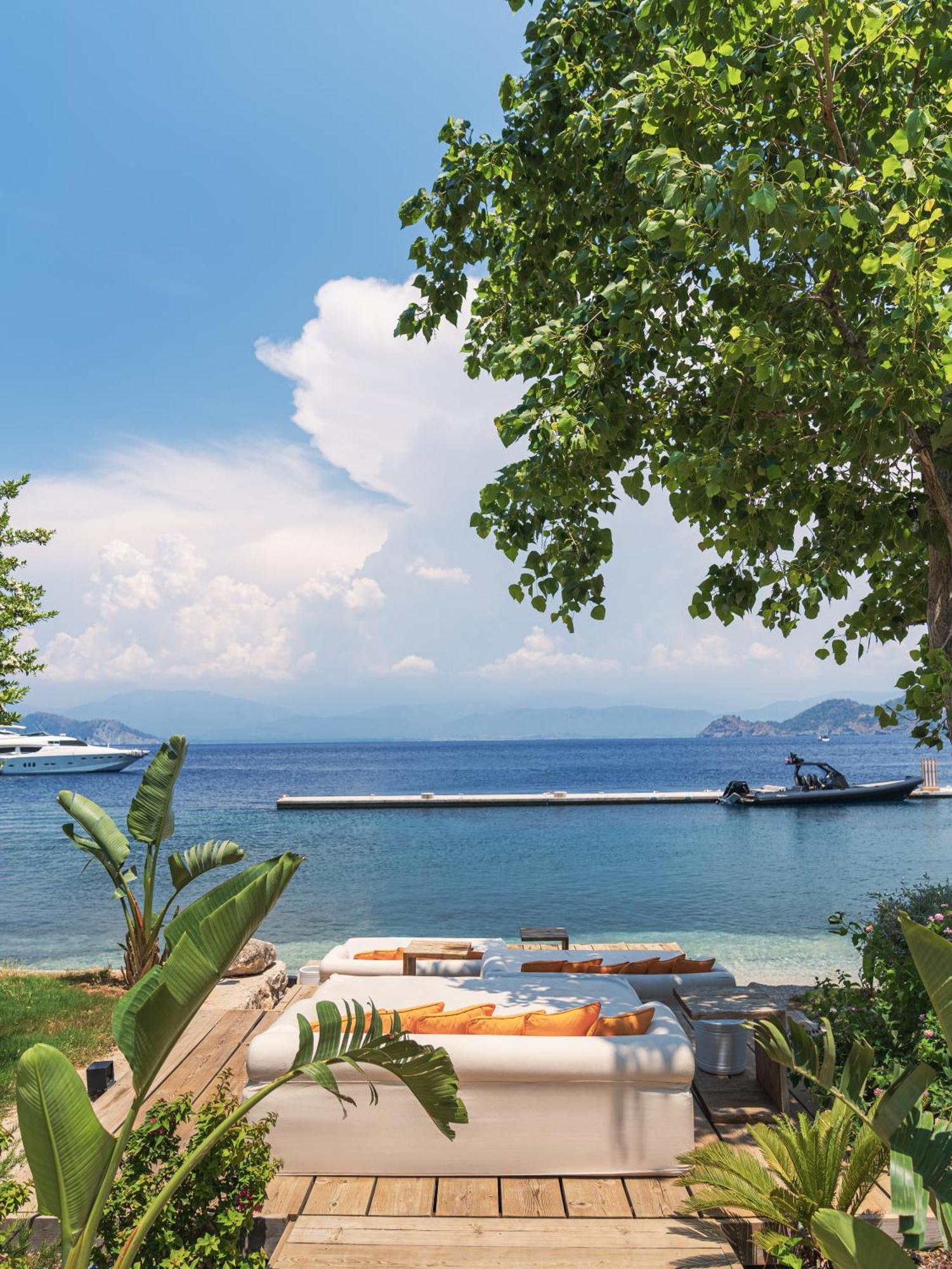 Yazz Collective Hotel