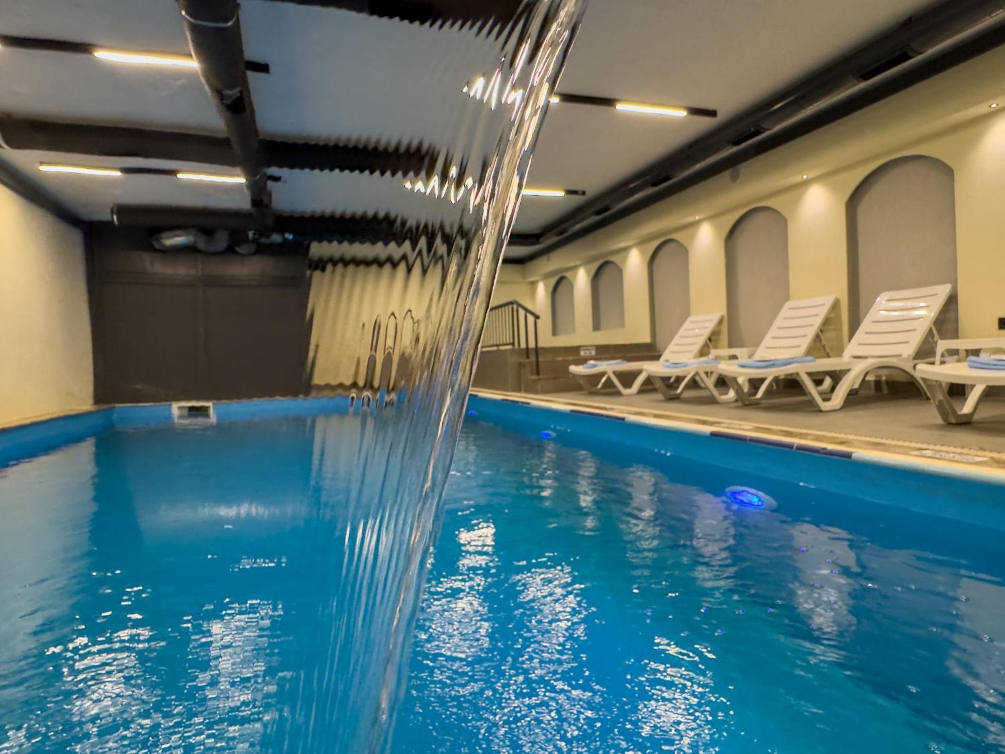 Sera Center Hotel 4*