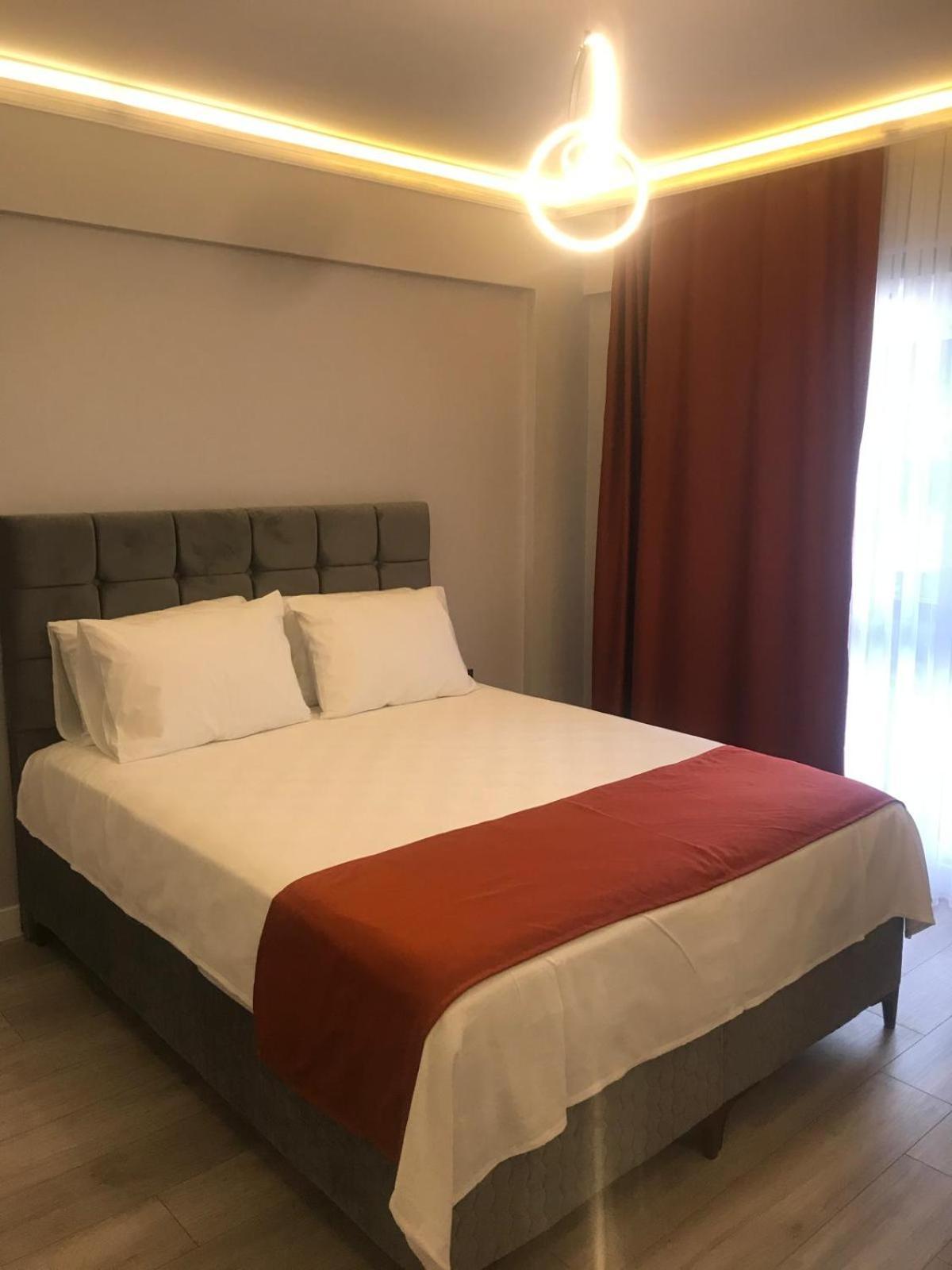 Mahal House Aparthotel
