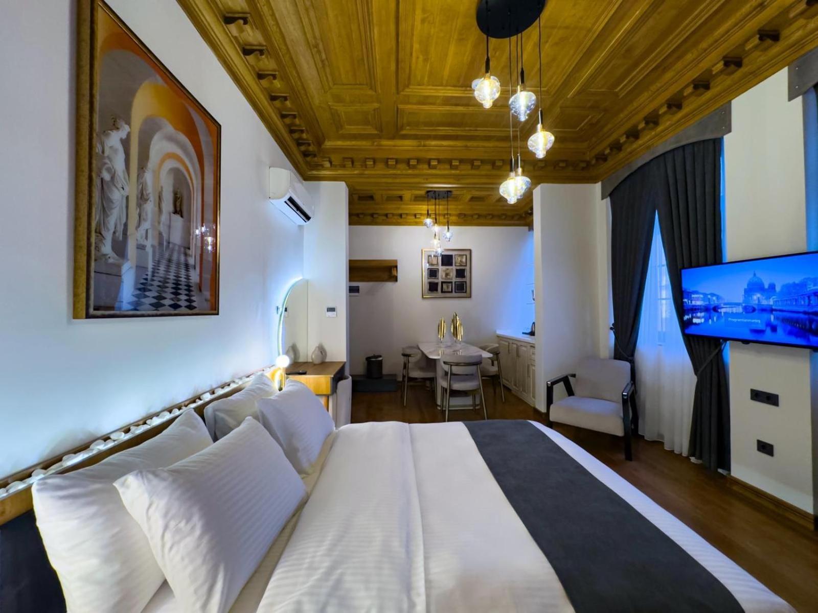 Elmira Pera & - Special Class Hotel *