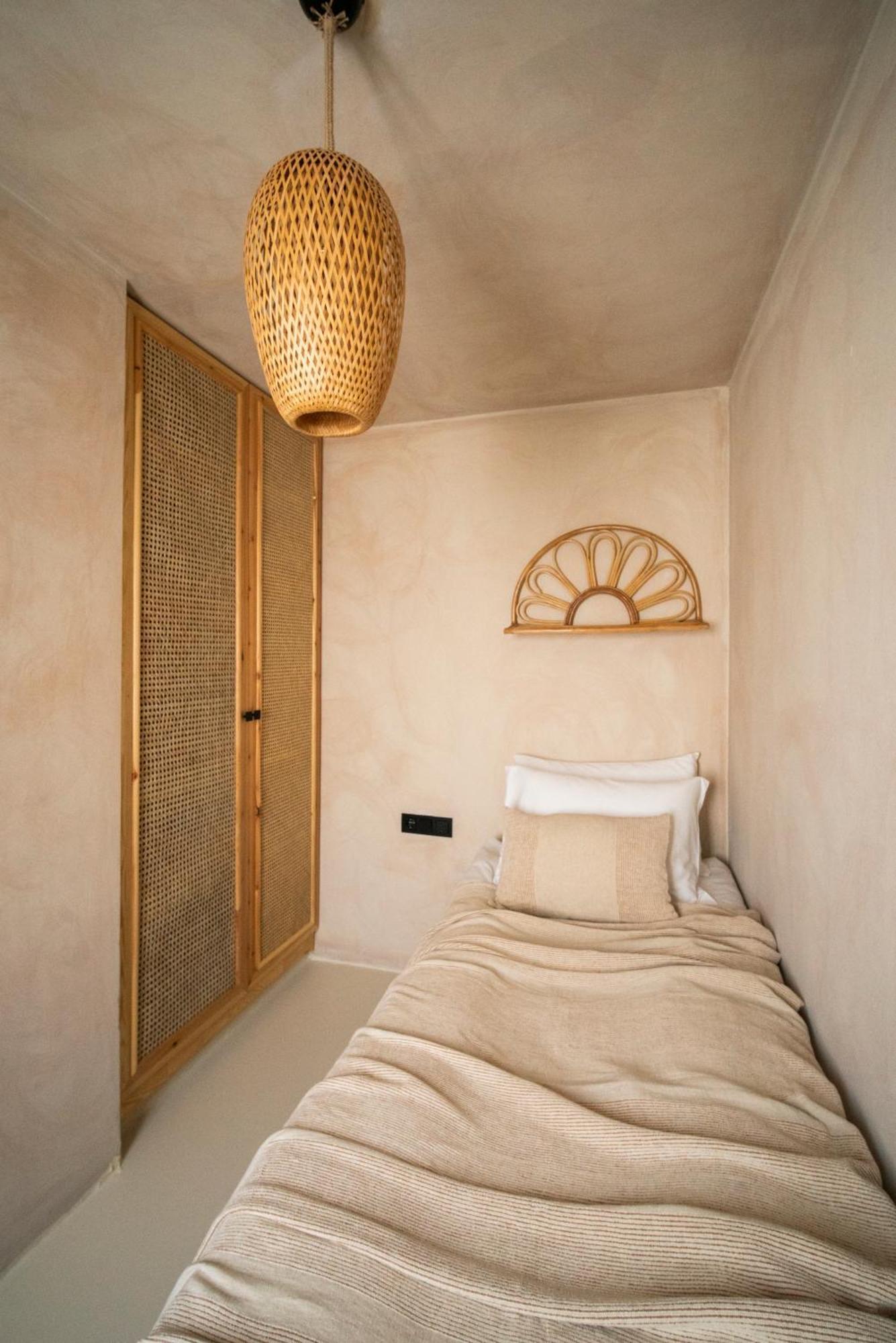 Noi Hotel