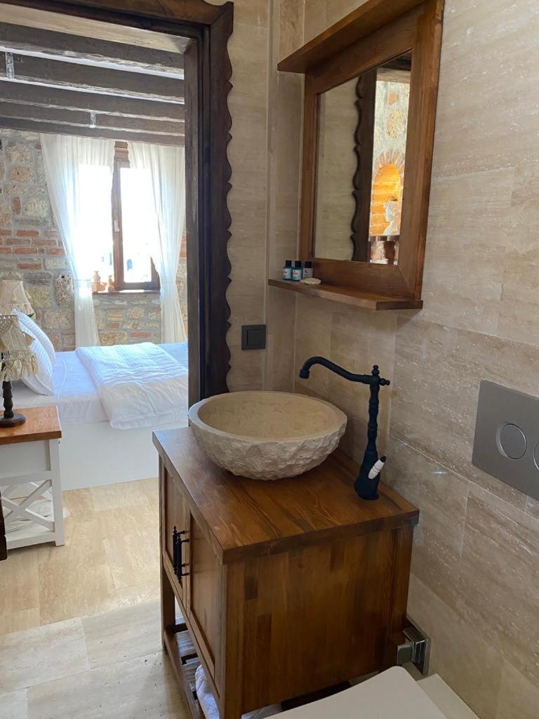 Hotel Ionia Liberty Stone