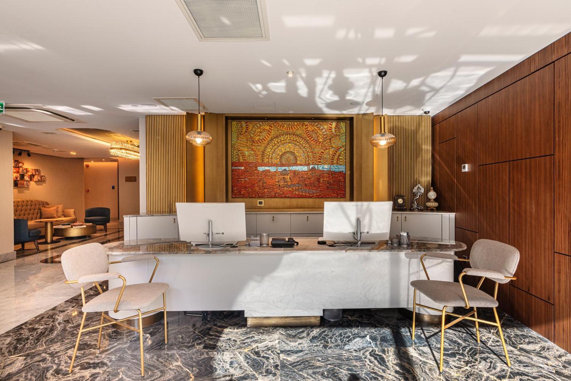Hotel Levni Premium Old 4*