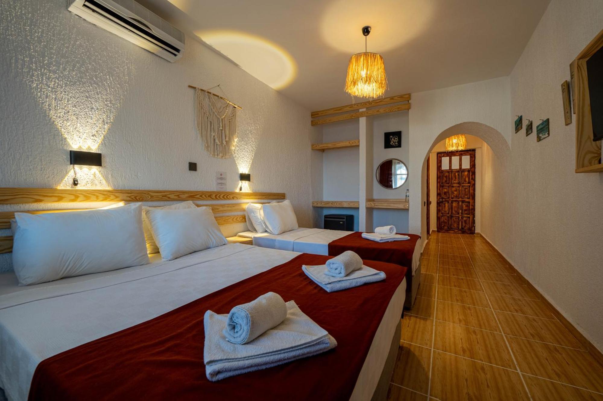 Club Aquarium & Hotel 3*