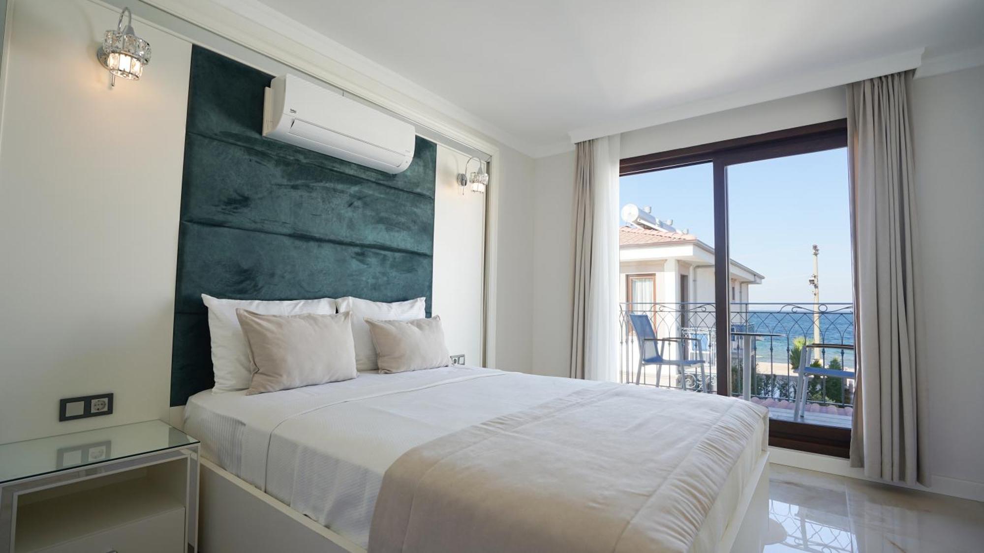 Cunda Say Hotel *
