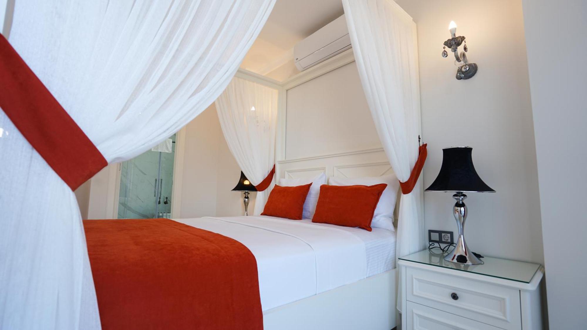 Cunda Say Hotel *