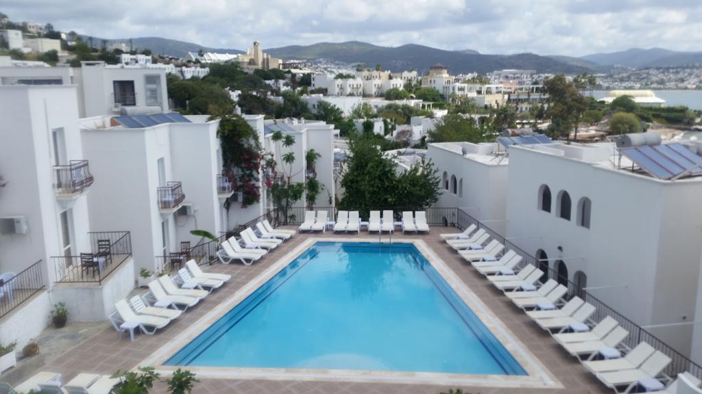 Hotel Akvaryum 3*