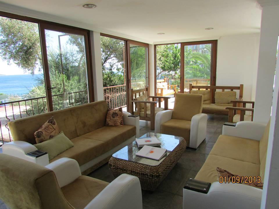 Hotel Akvaryum 3*